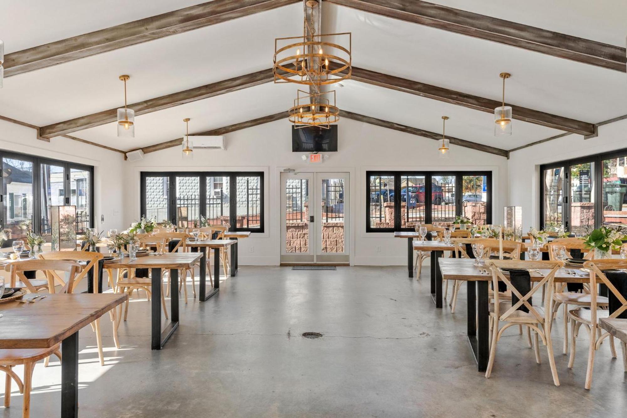 27 On Park Boutique Hotel & Venue Dahlonega Exterior photo